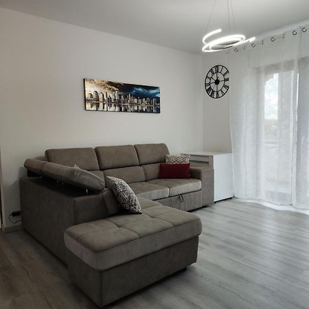 Sempione Apartment Lainate Buitenkant foto