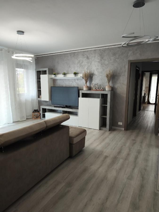 Sempione Apartment Lainate Buitenkant foto