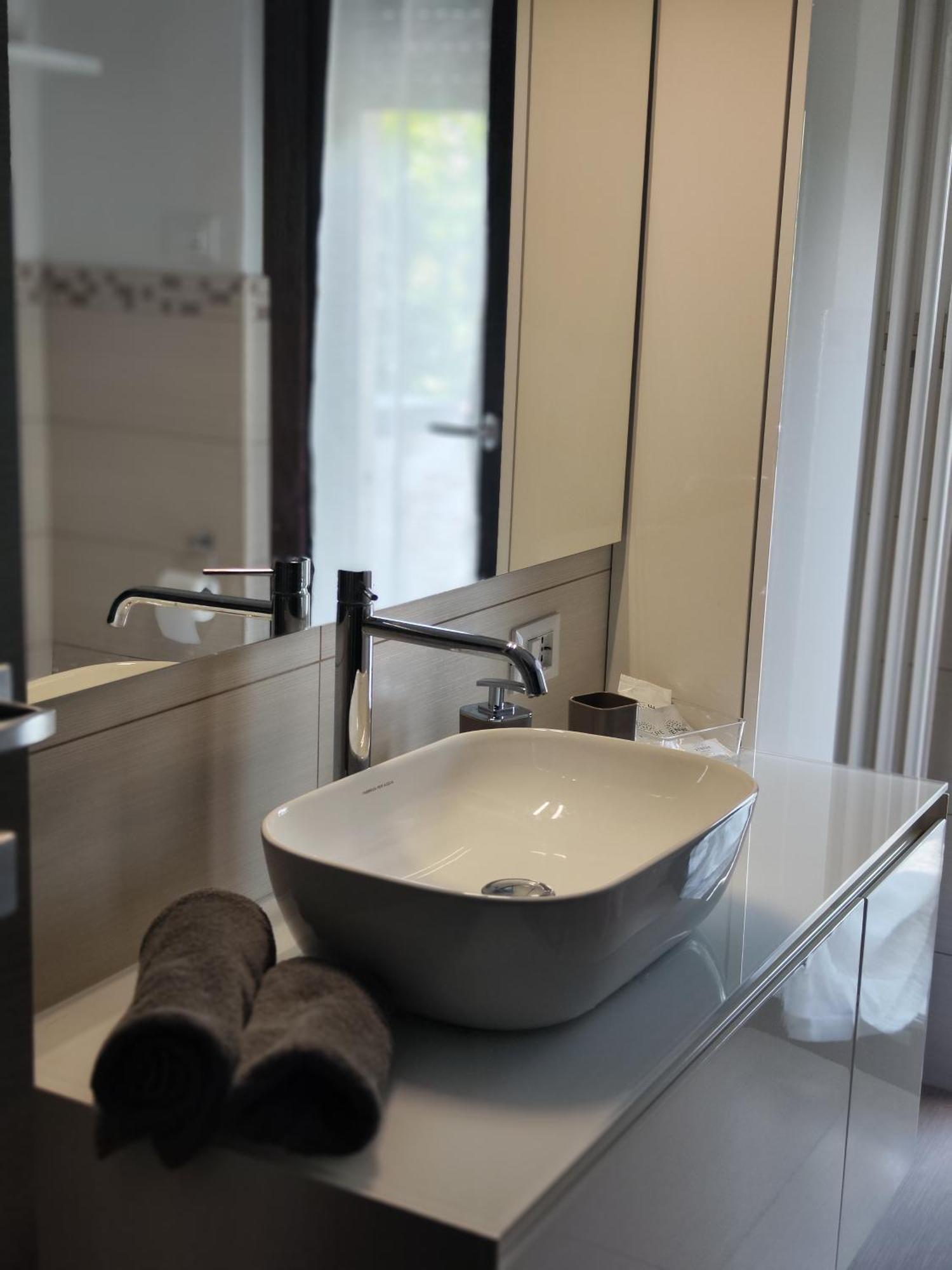 Sempione Apartment Lainate Buitenkant foto